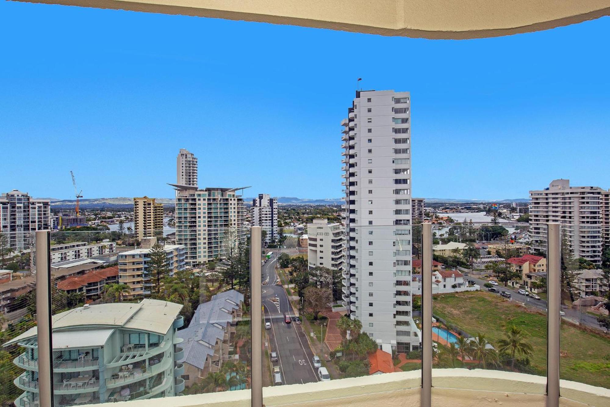 Dorchester On The Beach Gold Coast Exterior photo