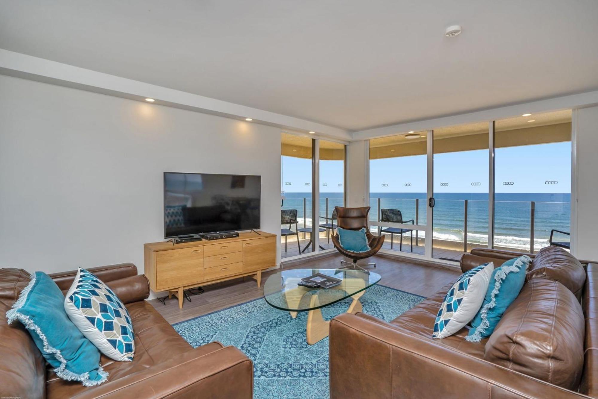 Dorchester On The Beach Gold Coast Exterior photo