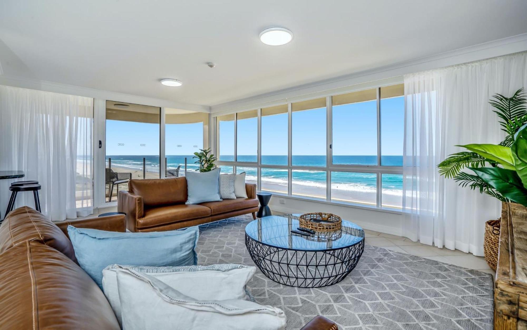 Dorchester On The Beach Gold Coast Exterior photo